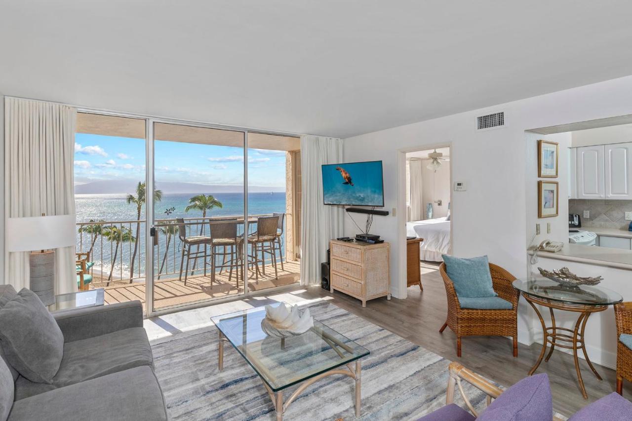 Incredible Beachfront 1Br - Sleeps 4 Awesome Location And In The Center Of Restaurants Many Beaches Golf And More Villa Kahana Bagian luar foto